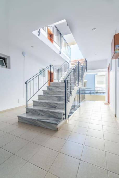 Urban Apt Next University 3 伊拉克利翁 外观 照片